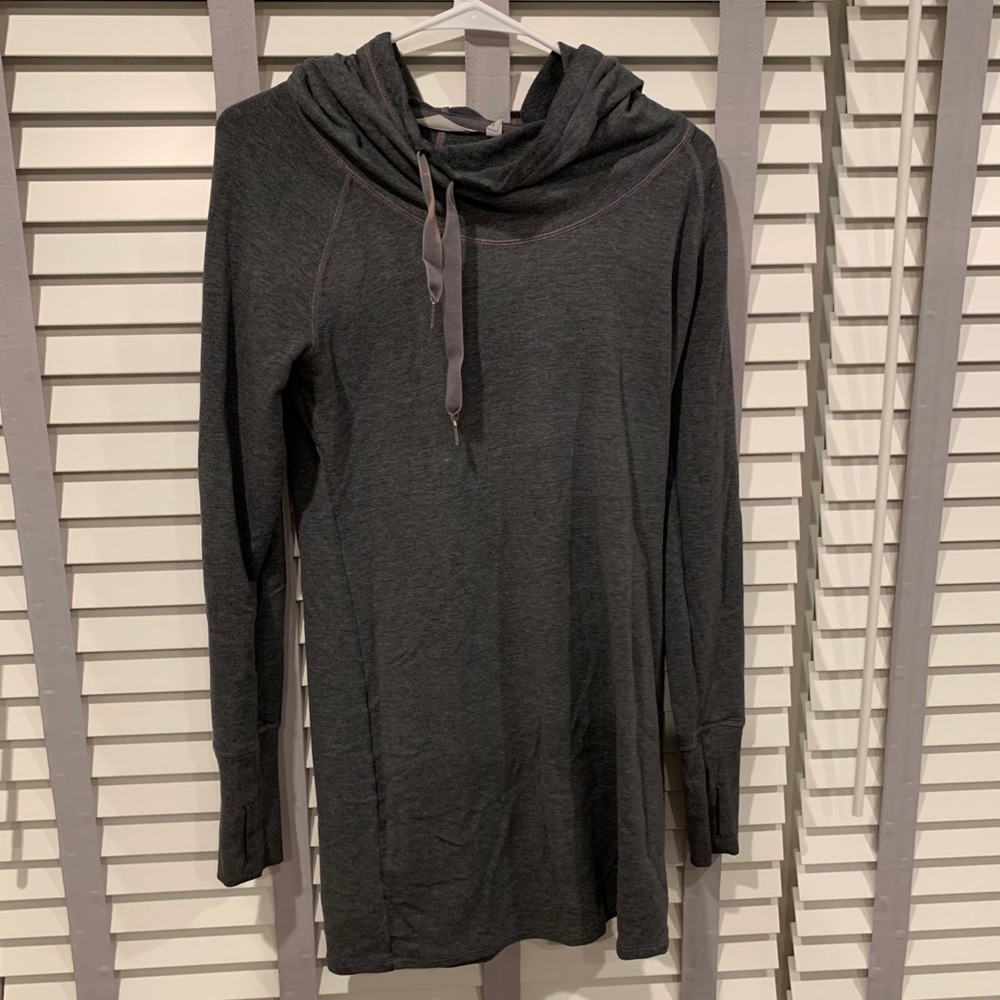 Athlete hoodie dress
